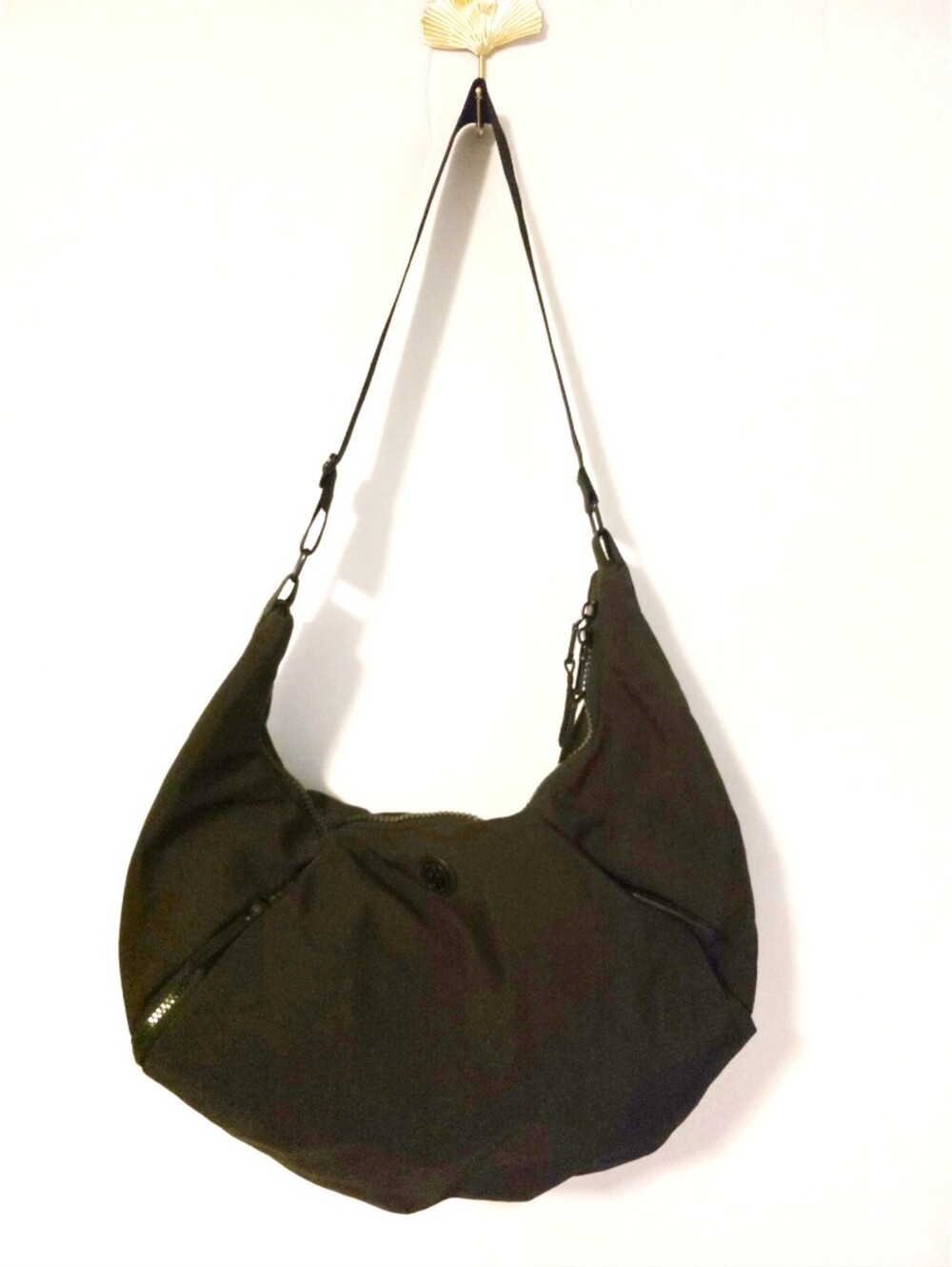 JOAN & DAVID Crescent Hobo Zippers Bag